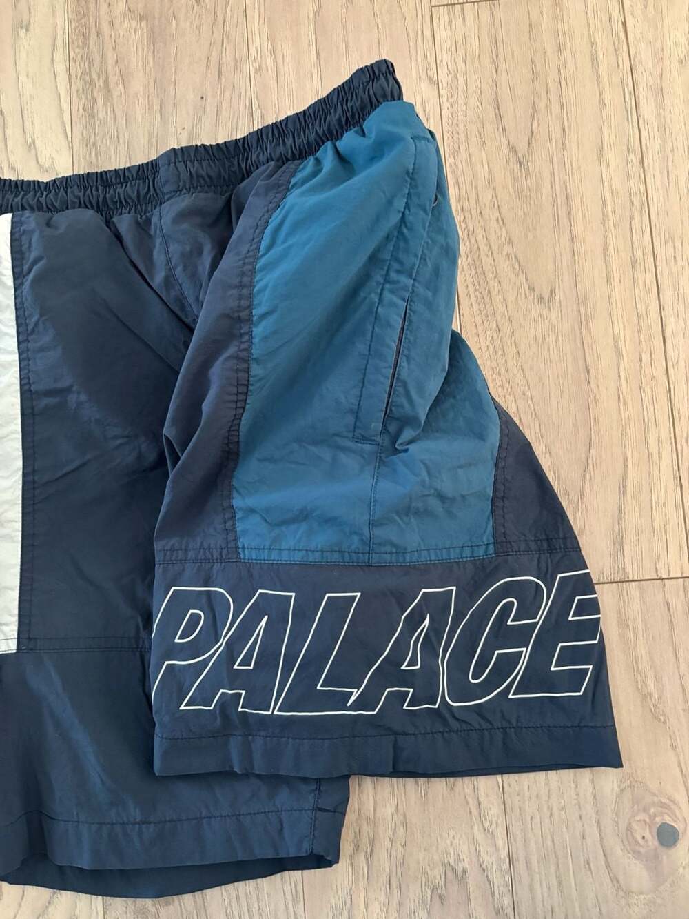 Palace Skateboards Arms Shell Shorts Navy Color-Block Nylon